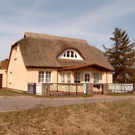 Ferienhaeuschen Born Exterior foto